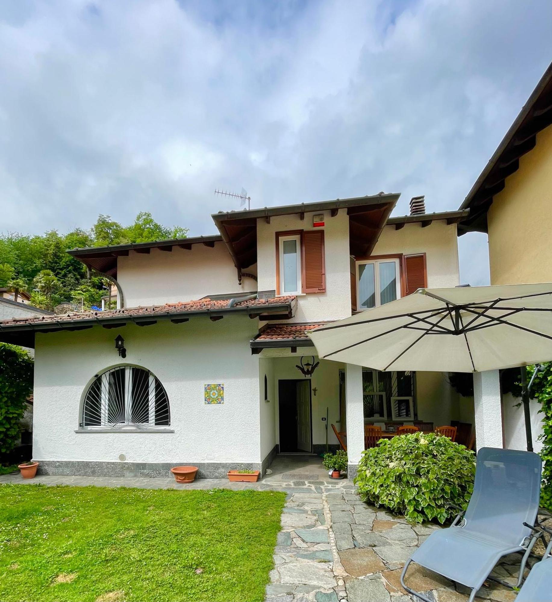Villa Mia Lugano Lake Brusimpiano Bagian luar foto